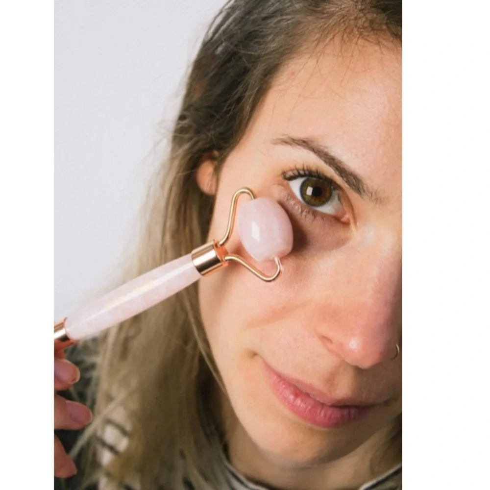 Grace & Stella Rose Quartz Facial Massager Roller